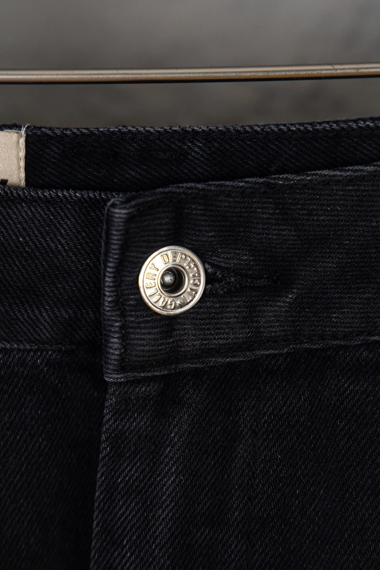 Style number: M460 P250 Top heavy industry GALLERY DEPT. Spliced ​​ink splash back logo washed retro jeans men and women high street splash ink pants micro-flared casual trousers trendy couple same style Size: 28 30 32 34 36 (corresponds to S M L XL XXL)